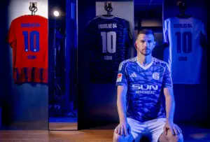 Dzeko-Trikots sind auf Schalke heißbegehrt