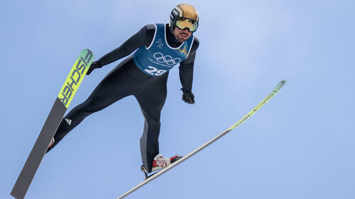Vinzenz Geiger und Johannes Rydzek beim Training der Nordischen Kombination im Schnee