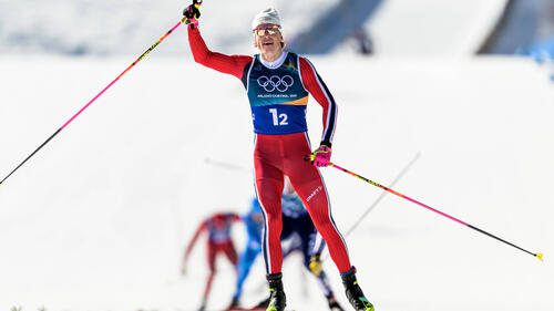Johannes Kläbo und Einar Hedegart jubeln über Gold im Teamsprint in Val di Fiemme