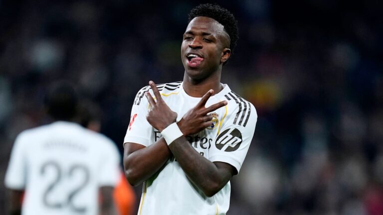 Vinicius Junior jubelt nach seinem Treffer für Real Madrid gegen Real Sociedad