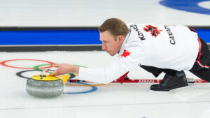 Ein norwegischer Langläufer während eines Wettkampfs bei den Olympischen Winterspielen in Italien