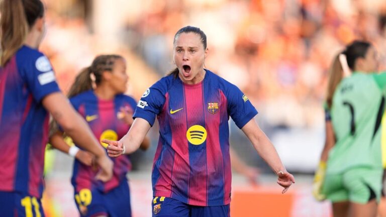 Spielszene aus dem Champions-League-Spiel zwischen den Frauen von Real Madrid und dem FC Barcelona