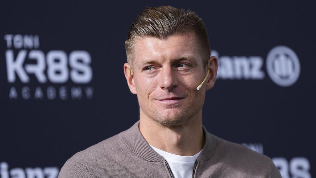Toni Kroos im Trikot von Real Madrid während eines Champions-League-Spiels