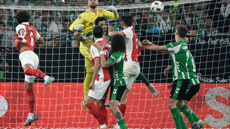 Spieler von Sporting Braga bejubeln ein Tor in der Europa League