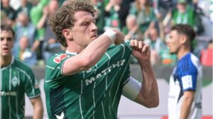 Jubelnder Jens Stage von Werder Bremen nach seinem Tor im Nordderby gegen den Hamburger SV