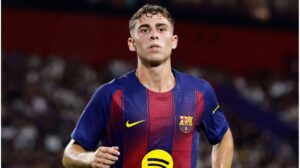 Fermín López im Trikot des FC Barcelona oder der spanischen Nationalmannschaft auf dem Spielfeld