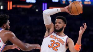 Jalen Brunson von den New York Knicks jubelt im Madison Square Garden gegen die Philadelphia 76ers