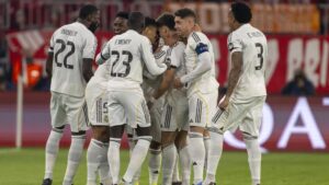 Enttäuschter Spieler von Real Madrid nach dem Ausscheiden in der Champions League gegen den FC Bayern München