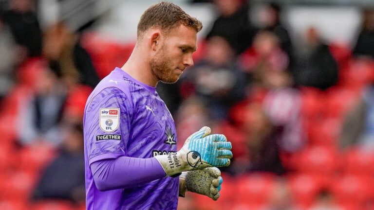 Enttäuschte Spieler des FC Southampton nach dem Ausschluss aus den Play-offs