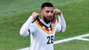 Deniz Undav jubelt im Trikot der deutschen Nationalmannschaft