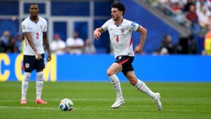 Englische Nationalspieler beim Aufwärmen für ein WM-Gruppenspiel