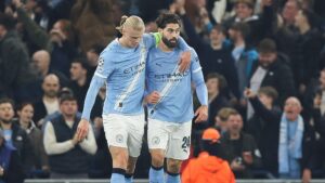 Verteidiger Josko Gvardiol im Trikot von Manchester City während eines Fußballspiels