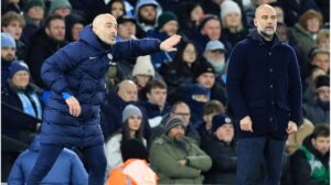 Enzo Maresca am Spielfeldrand als neuer Trainer von Manchester City