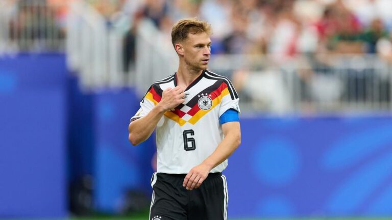 Nationalspieler Antonio Rüdiger im Trikot der deutschen Nationalmannschaft auf dem Spielfeld