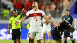 Enttäuschte türkische Spieler nach dem WM-Aus gegen Paraguay