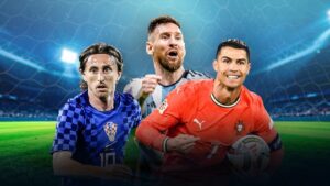 Lionel Messi, Cristiano Ronaldo und Luka Modric im Trikot ihrer Nationalmannschaften