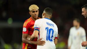 Die Nationalmannschaften von Frankreich, Spanien, Argentinien und England im Halbfinale der Fußball-Weltmeisterschaft