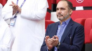 Gianni Infantino und Prinz Ali bin al-Hussein in einer hitzigen Diskussion