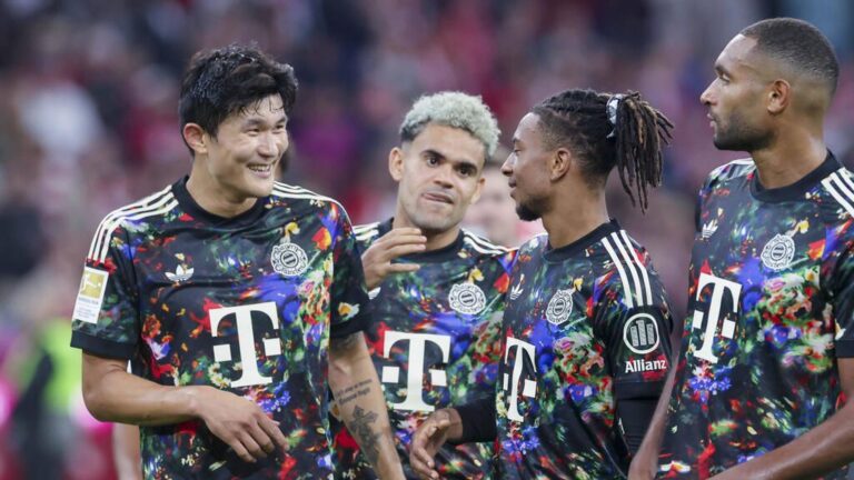 Minjae Kim im Trikot des FC Bayern München auf dem Spielfeld