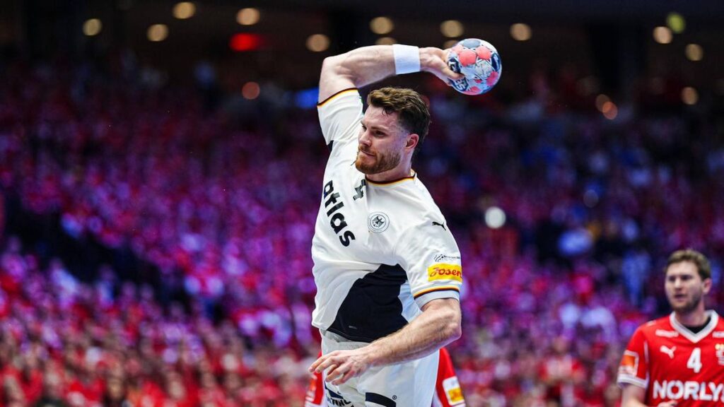 Handball-Nationalspieler Johannes Golla im Trikot der deutschen Nationalmannschaft