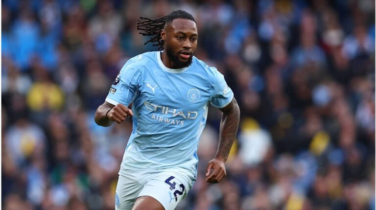 Erling Haaland und Antoine Semenyo im Trikot von Manchester City