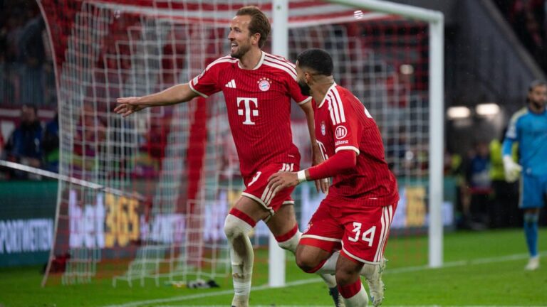 Spielszene zwischen dem FC Bayern München und dem FC Arsenal in der Champions League