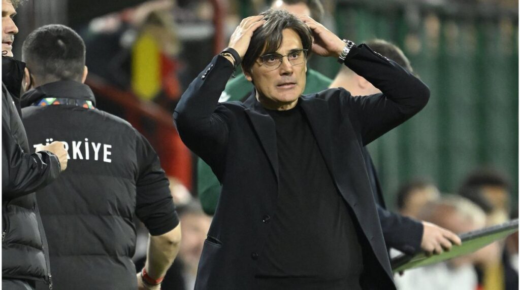 Vincenzo Montella gestikuliert als Trainer der türkischen Nationalmannschaft am Spielfeldrand